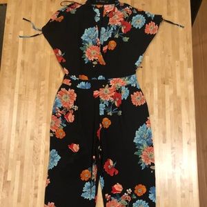 Floral Romper / Jumpsuit